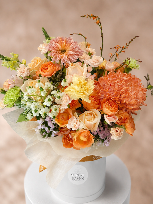 Chapter of Radiance 正面花盒|Warm peach floral arrangement