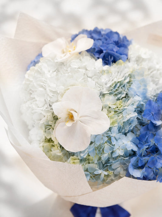Serene Haven - Ocean Whisper XL Bouquet 豪華繡球花束 氣質優雅送禮推薦
