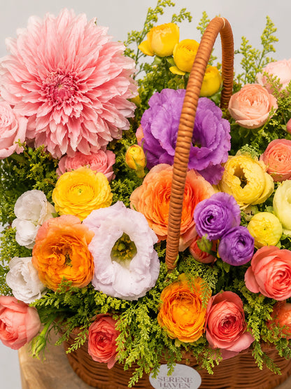 正面花材 Front floral detail｜Apricot Bloom Basket