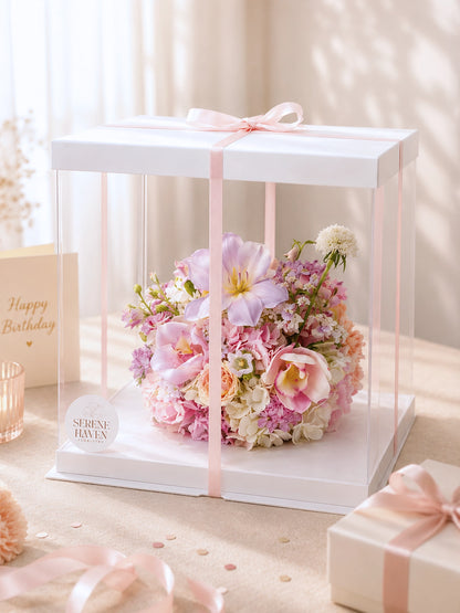 Bloom Cake Blush Garden 精緻盒裝花蛋糕。Blush Garden bloom cake in elegant gift box, perfect for birthdays and little surprises.