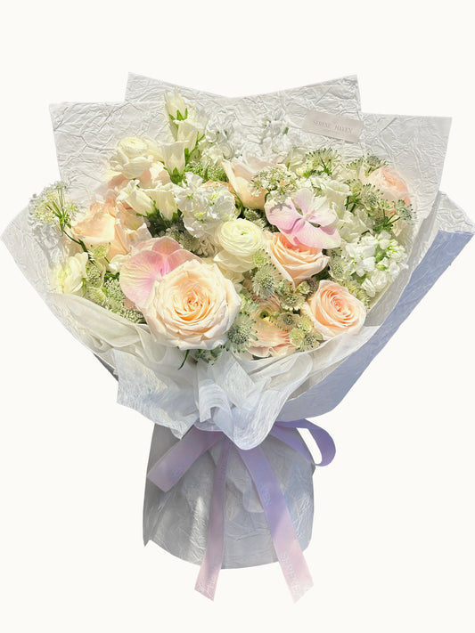 Serene Haven - Blush Stillness Bouquet 柔美優雅花束 生日母親節禮物推薦