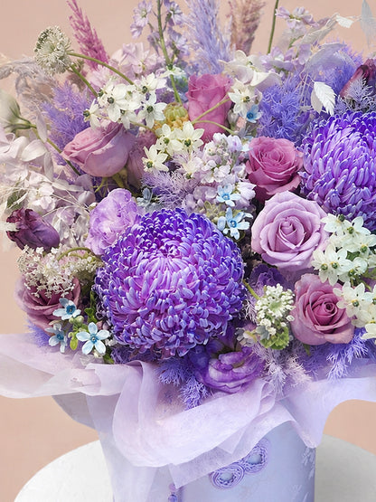 Chapter of Amethyst 花藝特寫｜Purple chrysanthemums and roses