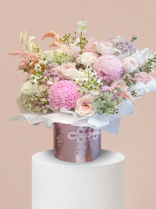 Serene Haven 西營盤花店 - Chapter of Blush 奢華鮮花盒子花 flower box 生日送花情人節週年紀念萬用送禮禮物