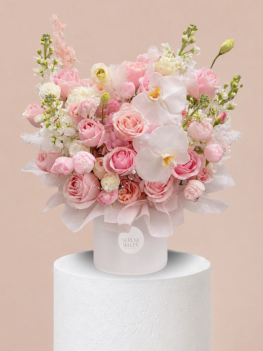 Serene Haven 西營盤花店 - Chapter of Devotion 奢華鮮花盒子花 flower box 週年紀念生日送花告白萬用送禮禮物