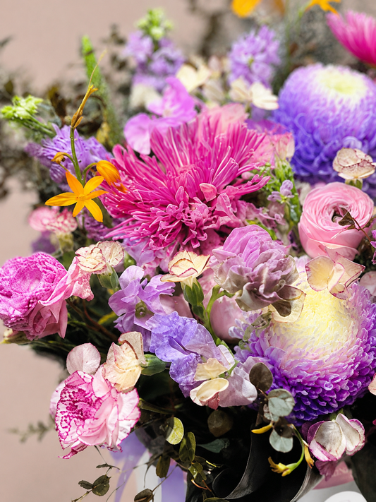 Serene Haven 西營盤花店 - Chapter of Lavender flower box XL特大圓形花盒 夢幻紫調繡球與質感鮮花整體設計