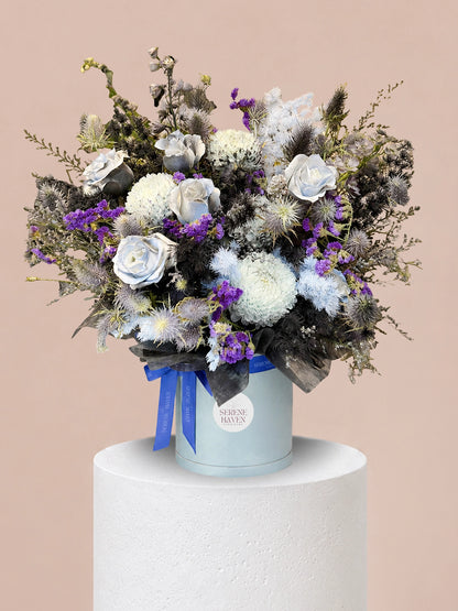 Serene Haven 西營盤花店 - Chapter of Silence flower box 奢華鮮花盒子花 春日溫暖桃色與奶油白花材禮物