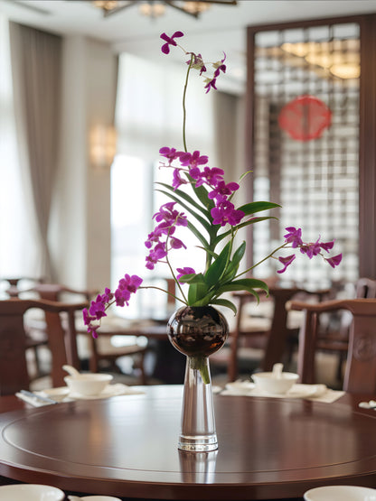 Corporate Flower Subscription｜Purple orchid floral display for restaurant reception or dining area，適合中式餐廳、高級餐廳、酒店等，提升用餐環境及品牌形象。