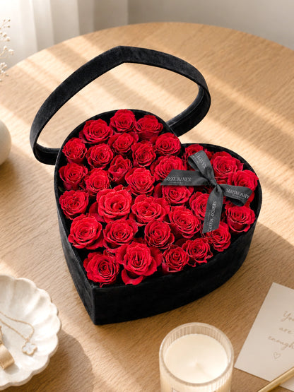 Serene Haven 西營盤花店 - Crimson Devotion Ever 紅玫瑰永生花 preserved flowers 心形絲絨盒子花情人節週年紀念生日求婚告白禮物