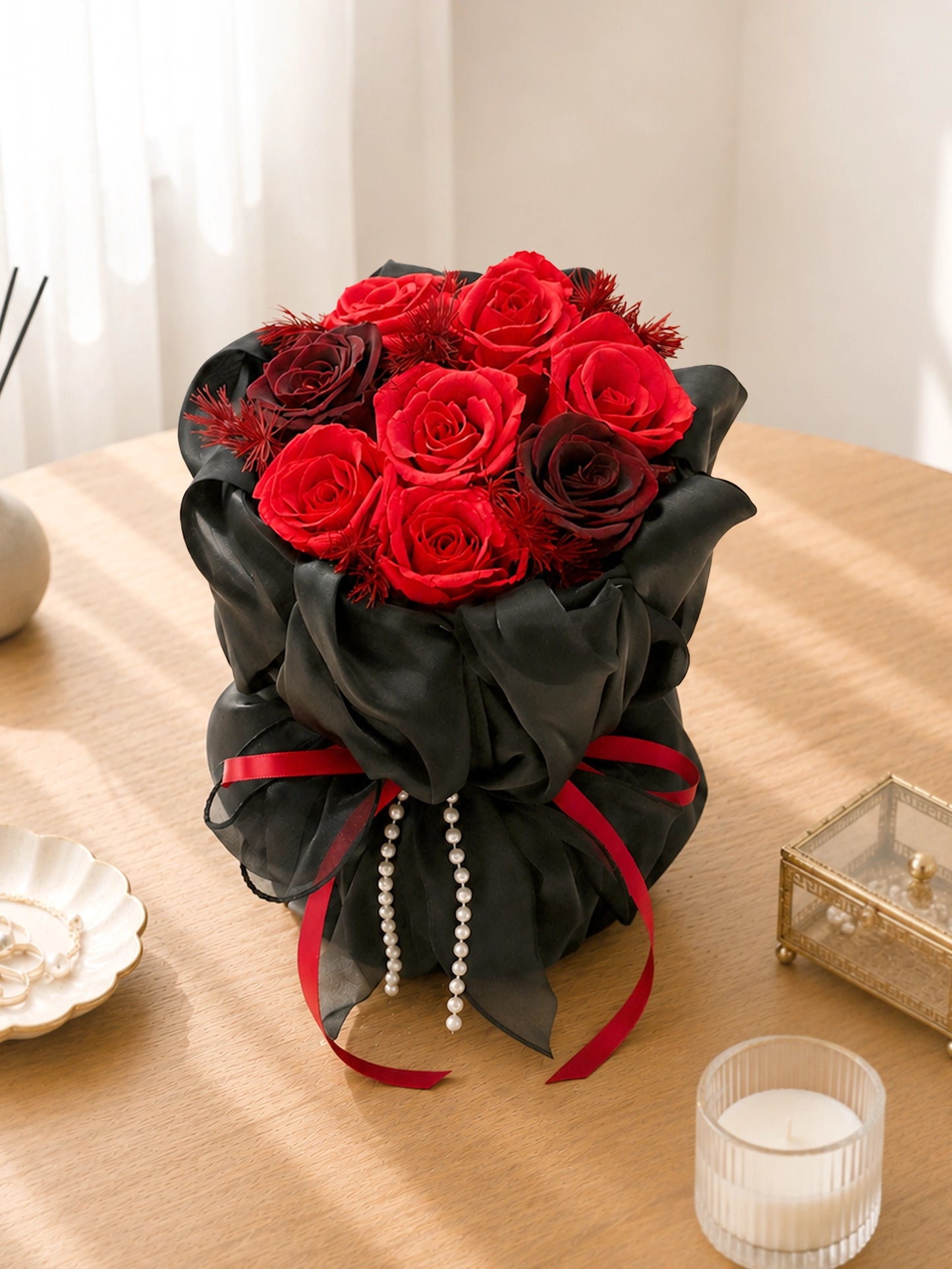 Serene Haven 西營盤花店 - Crimson Noire Ever 紅黑玫瑰永生花 preserved flowers 情人節週年紀念生日送禮求婚告白禮物