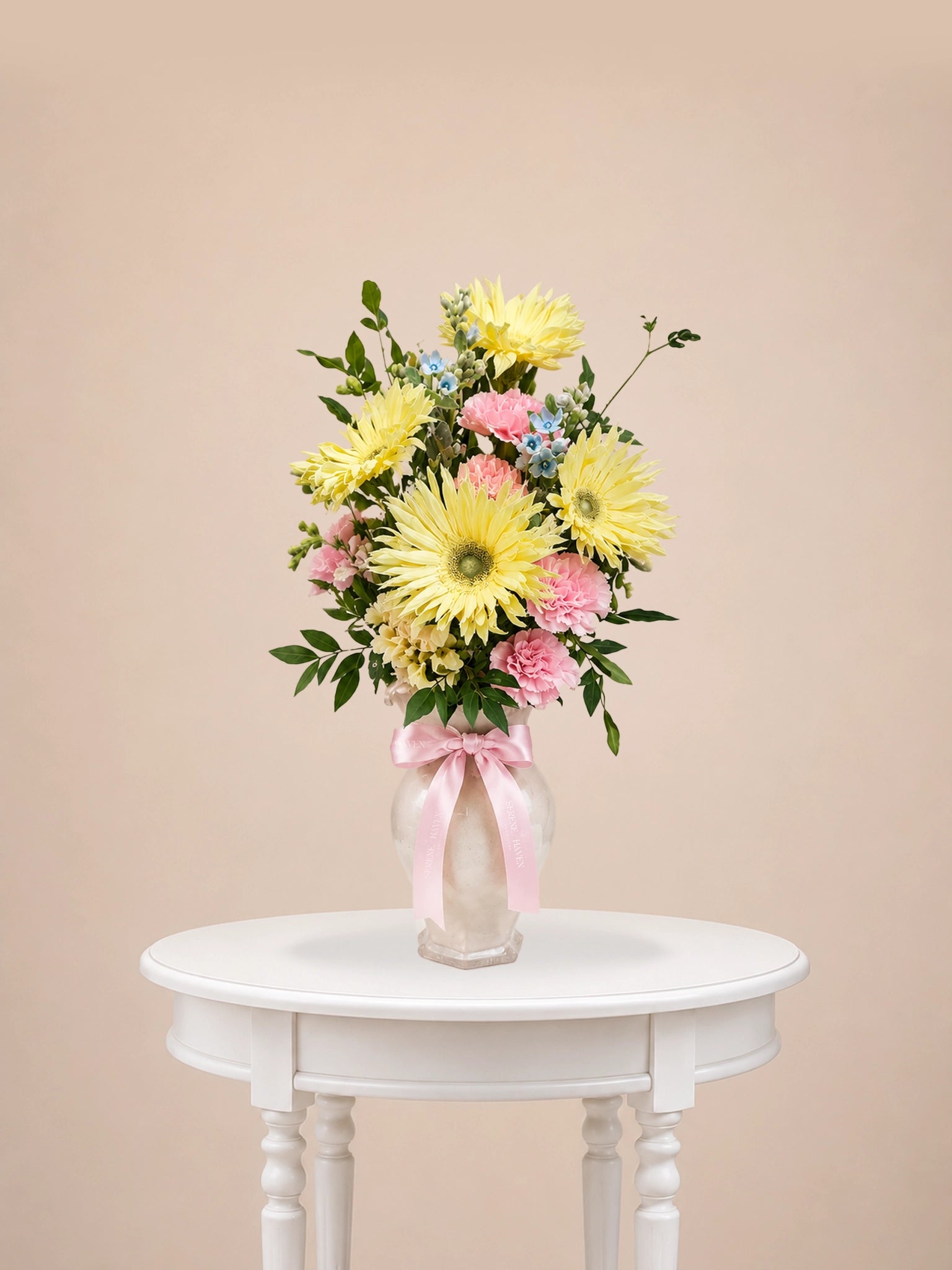 Daylight Bloom Vase 日光花藝｜Fresh yellow and pink vase arrangement