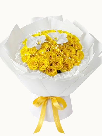 Ever After yellow rose bouquet，明亮鮮花花束