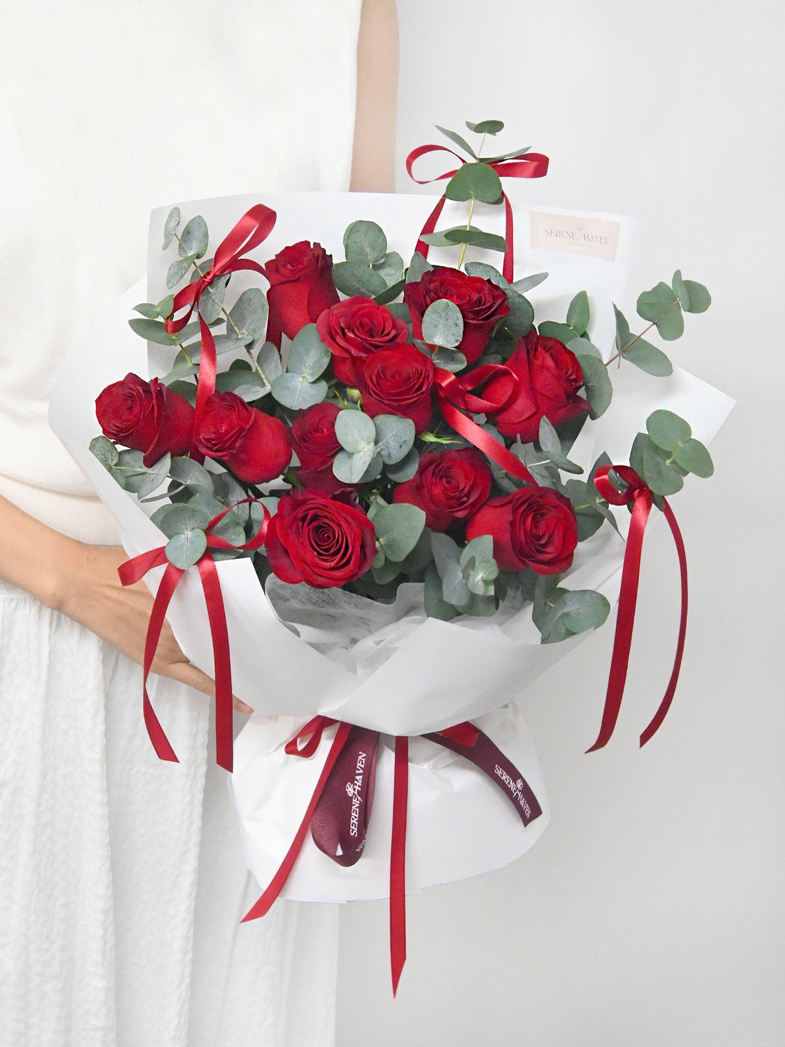 Serene Haven - Forever Yours 11支紅玫瑰花束 專一深情情人節送禮
