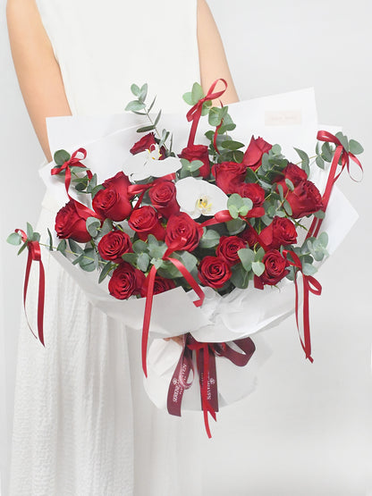 Serene Haven 西營盤花店 - Forever Yours 22支紅玫瑰花束 經典周年紀念禮物