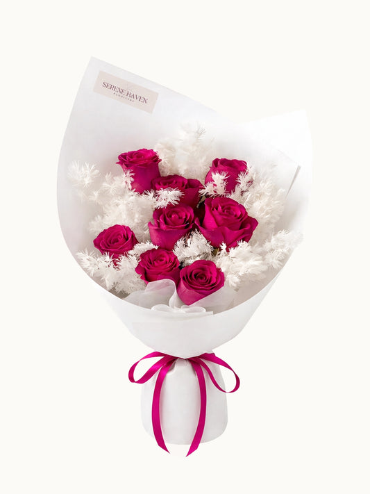 In a Heartbeat fuchsia rose bouquet，浪漫桃紅色玫瑰鮮花花束
