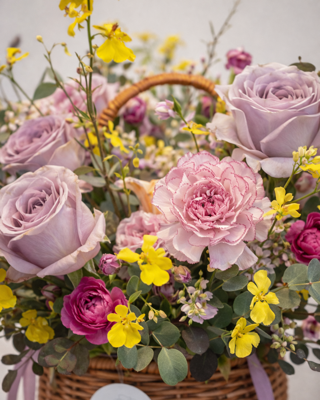 花材細節 Close-up｜Colourful blooms in Joyful Bloom Basket
