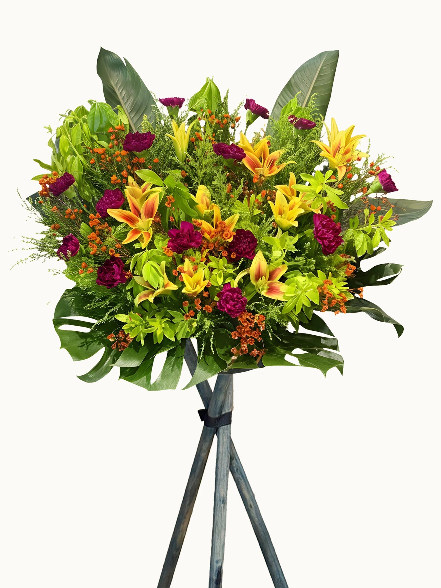 Majestic Ember 開張花牌｜橙黃 lilies、酒紅花材及 tropical foliage
