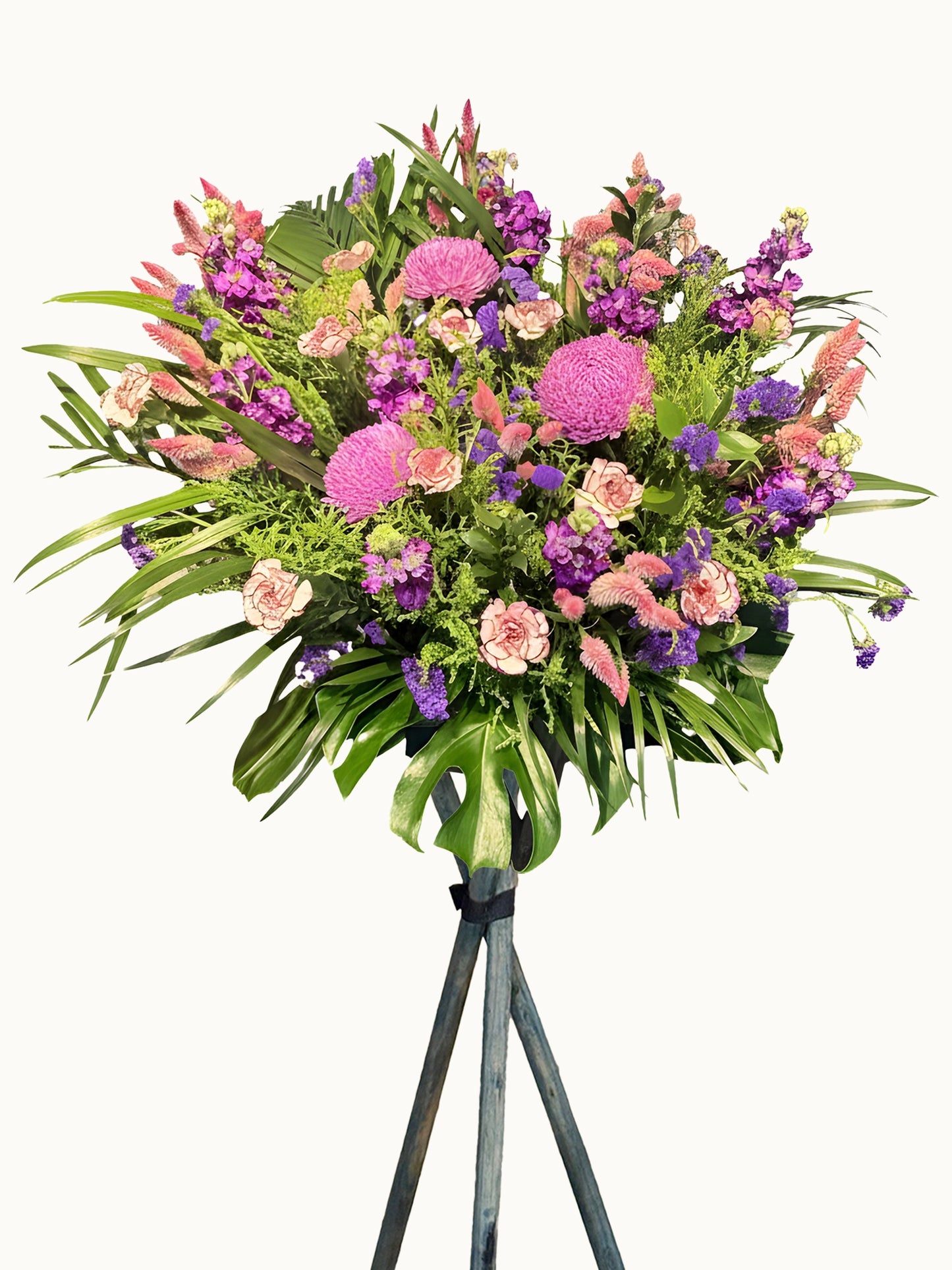 Petal Royale 開張花牌｜magenta、lavender 及 dusty pink 花材配 tropical greenery