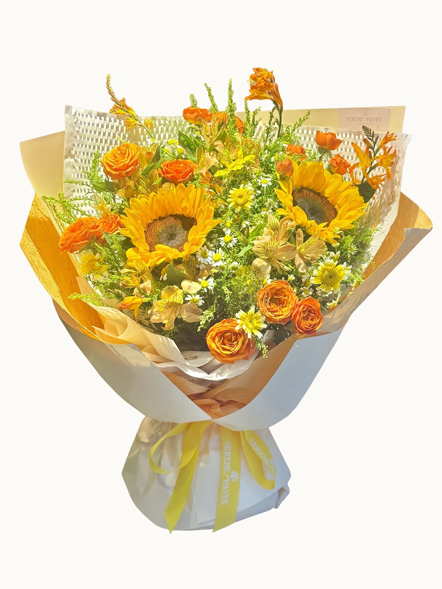 Sunlit Meadow 鮮花花束｜Sunflowers、Golden Roses、Seasonal Flowers Bouquet｜Serene Haven Floristry