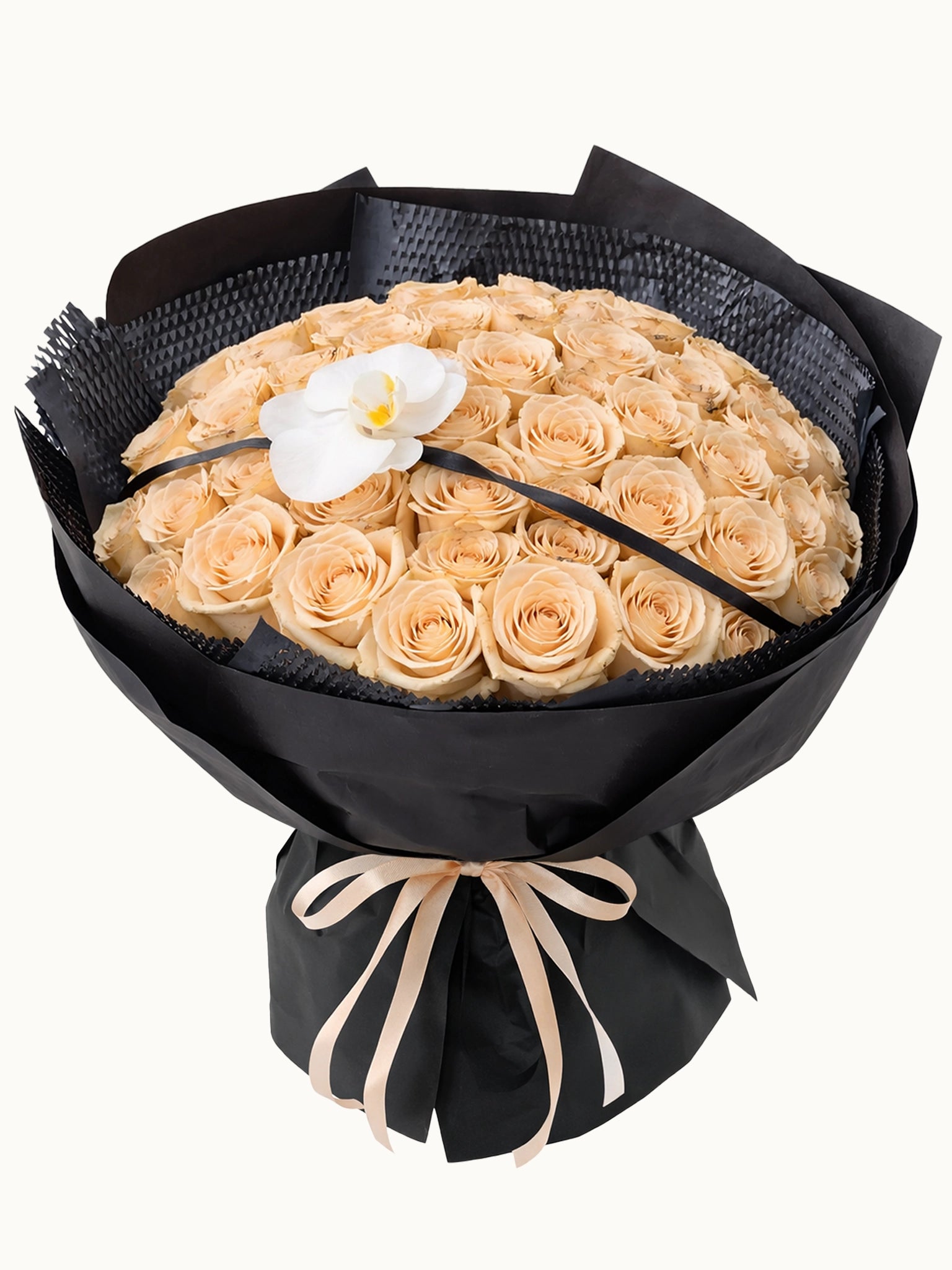 Timeless Elegance 香檳玫瑰與白蝴蝶蘭鮮花花束，fresh champagne rose and white Phalaenopsis orchid bouquet