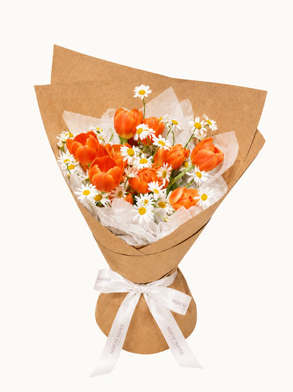 Tulip Melody 橙色鬱金香花束, orange tulips bouquet with fresh seasonal flowers, available in 6 tulip colours