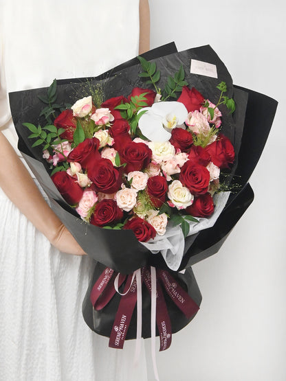 Serene Haven 西營盤花店 - Two Souls Majestic XL 豪華雙色玫瑰花束 情人節週年紀念送禮首選