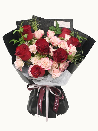 Two Souls romantic bouquet，紅玫瑰配粉色多頭玫瑰鮮花花束